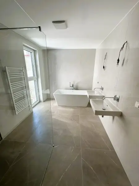 Elegantes Wohnen über den Dächern Wiens - exklusive 4 Zimmer Dachgeschosswohnung mit Terrasse