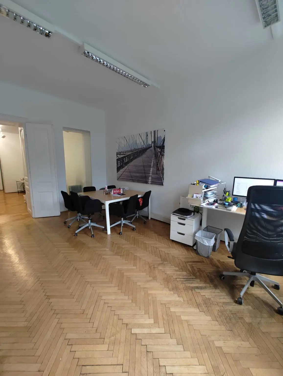 Büro- und Lagerflächen direkt auf der Mariahilfer Straße!
