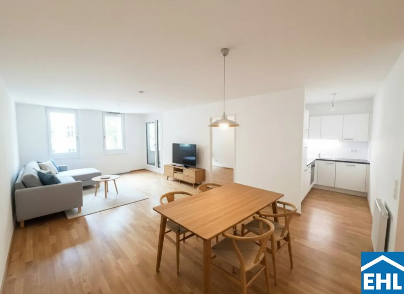 Moderne 2-Zimmer-Wohnung mit Loggia in bester Lage