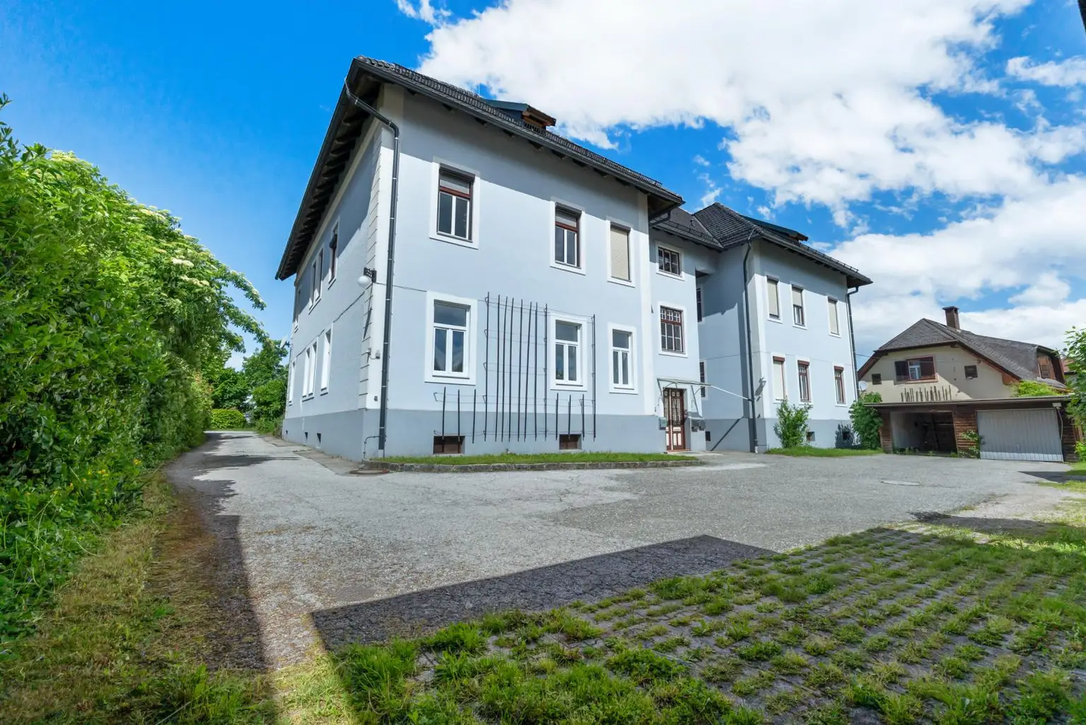 Außenansicht Wohnhaus