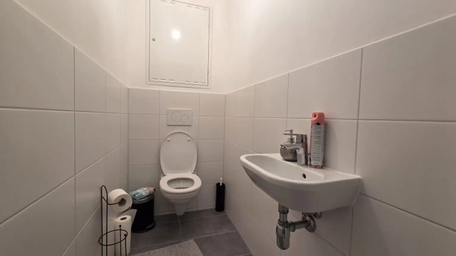 Moderne 2-Zimmer-Wohnung mit Balkon und Stellplätzen in Gerasdorf bei Wien!