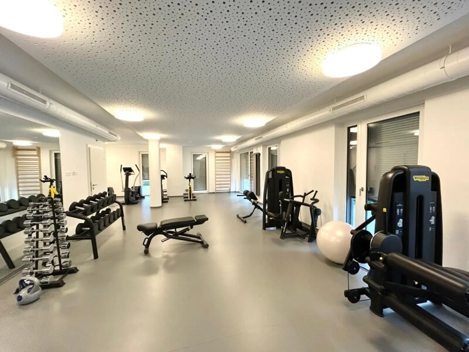 Modernes Neubau Refugium mit Grünblick & exklusiver Hausanlage | Partyraum | Fitnessraum