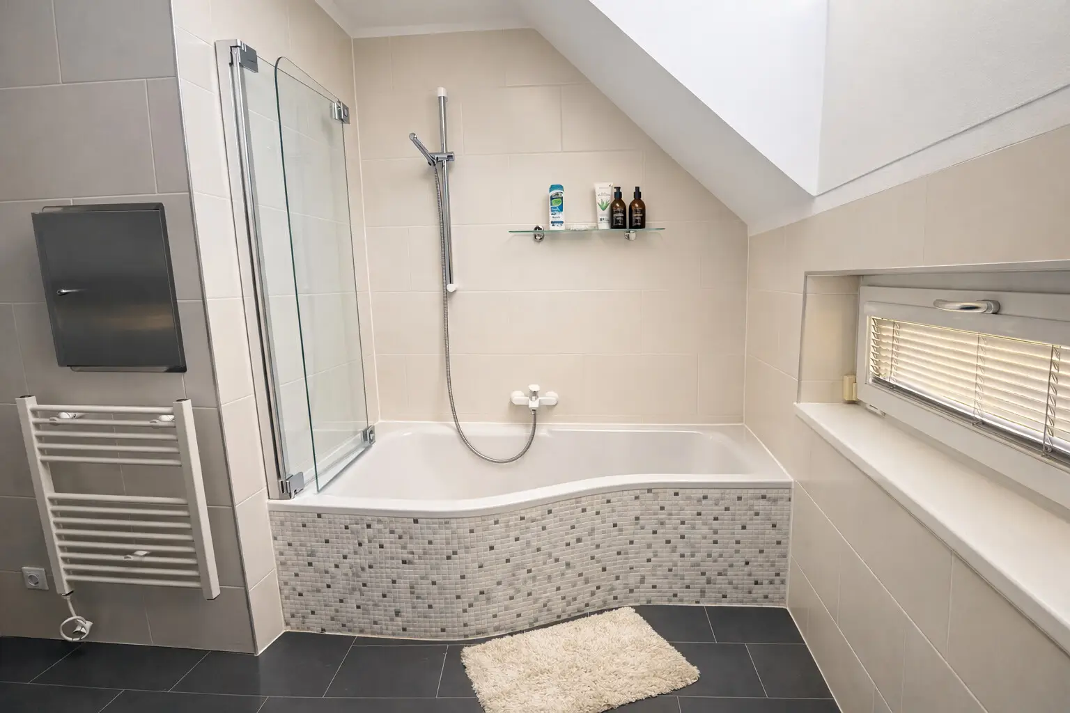 Badezimmer OG 1