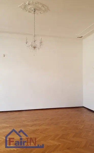 ***TOP LAGE***ALTBAU***ca.124 m² ***4-ZIMMER***NÄHE ROCHUSMARKT***