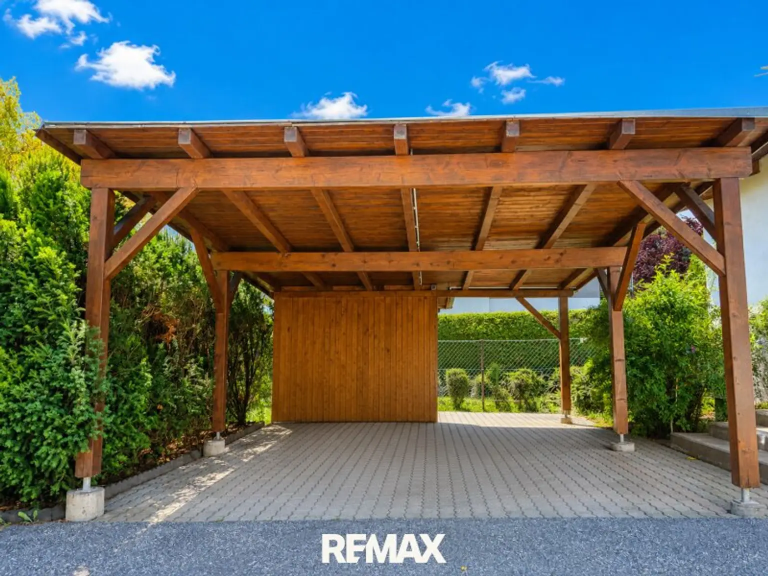 Carport