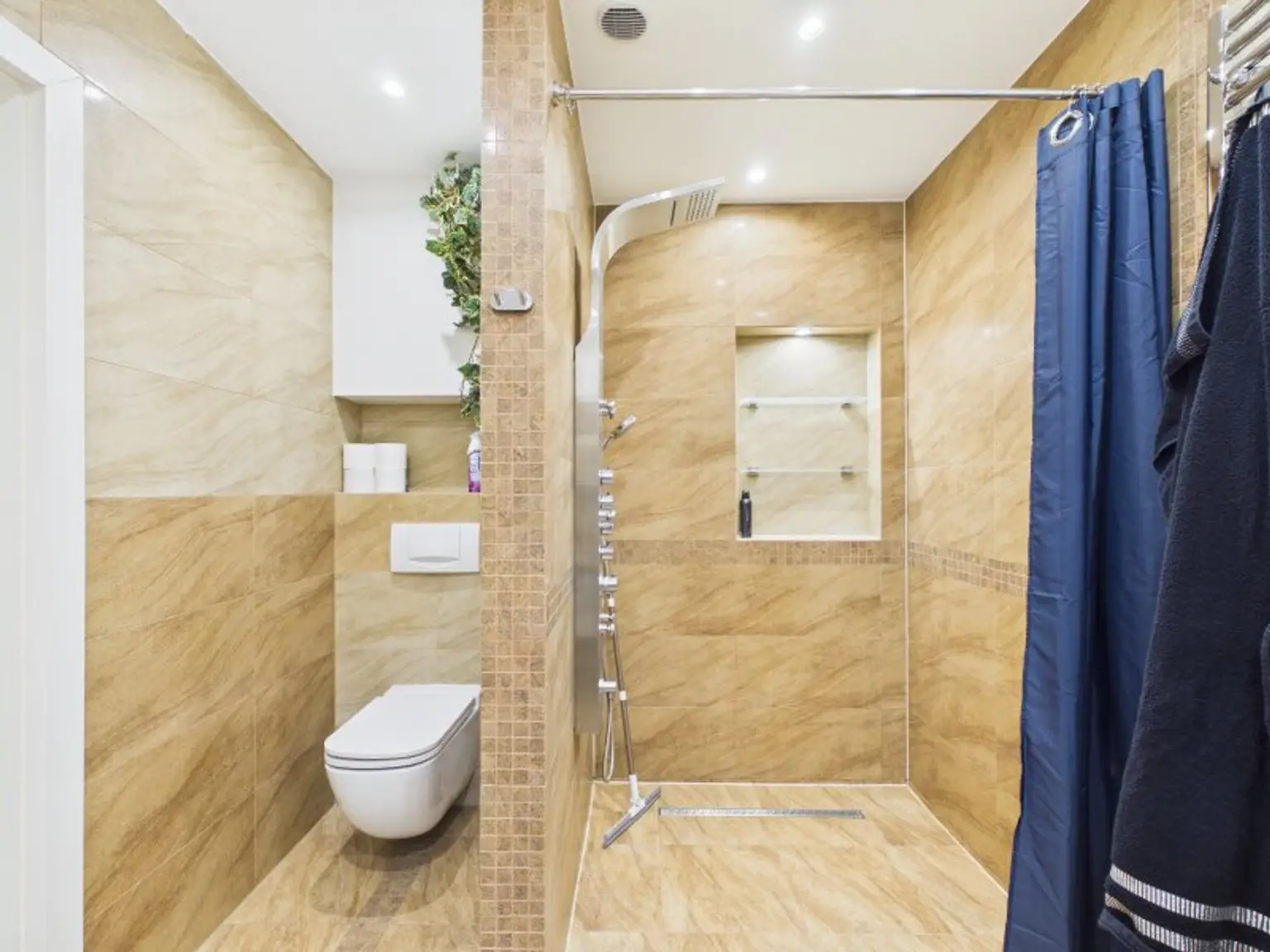 Badezimmer Wohneinheit 2