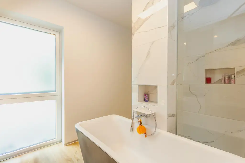 Exklusiver Bungalow – stilvolles Wohnen auf einer Ebene