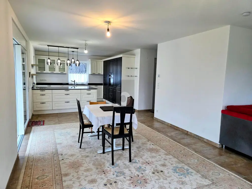 MODERNES TRAUMHAUS IN HART - STILVOLL, HOCHWERTIG & FAMILIENFREUNDLICH