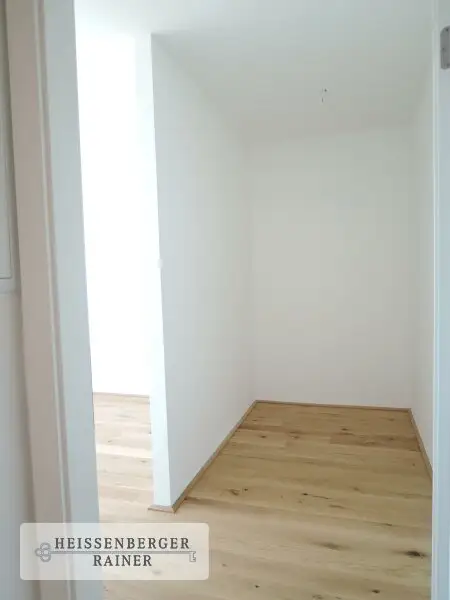 HOCHWERTIG, GROSSZÜGIG, SONNIG /// herrliche Dachterrassenwohnung /// Jacquingasse