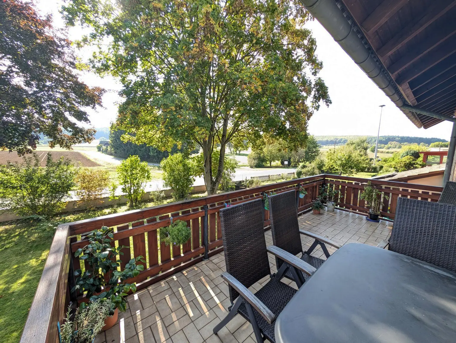 Balkon EG