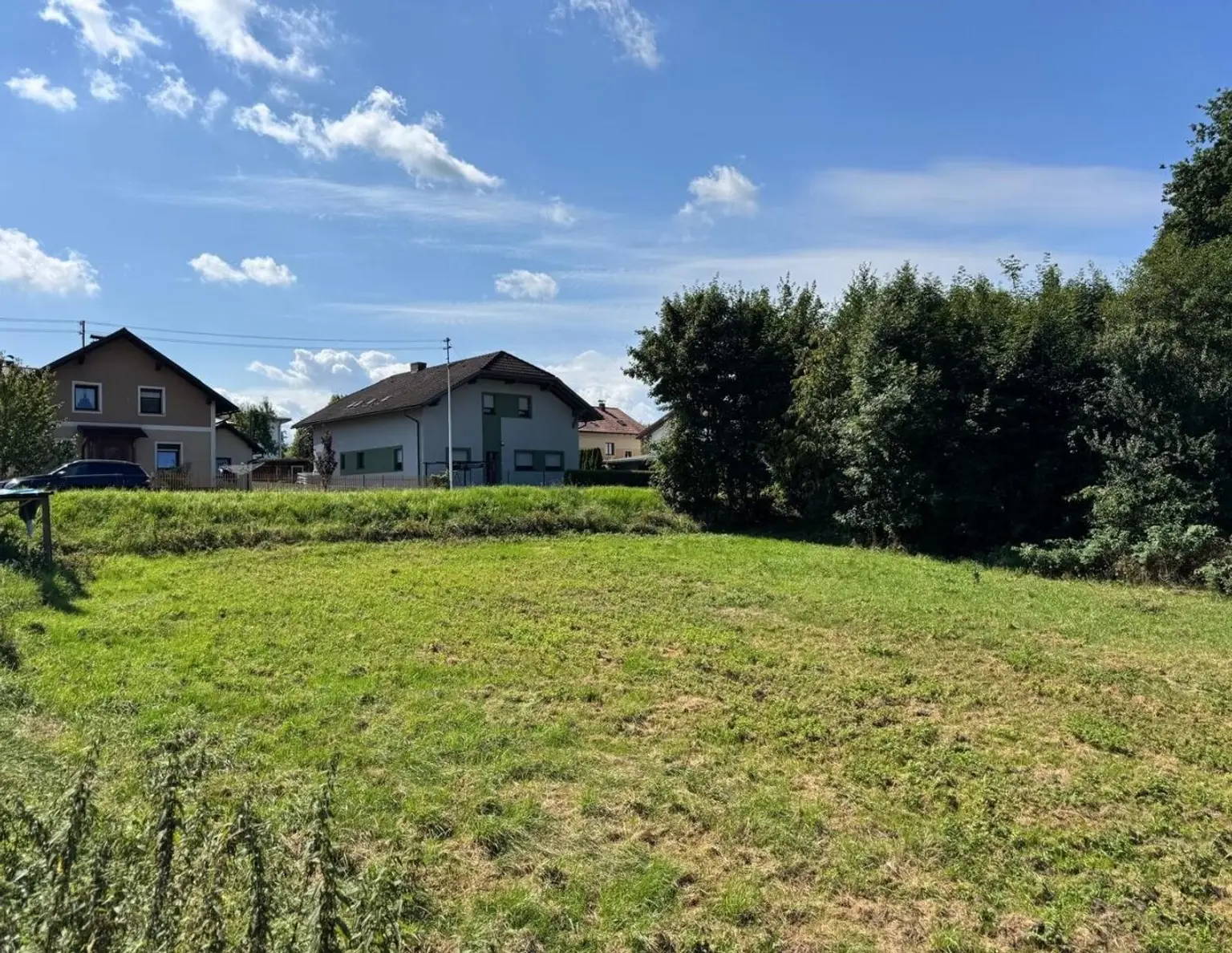 Schönes & sonniges Baugrundstück in Andorf: 1371 m² für Ihr Eigenheim!
