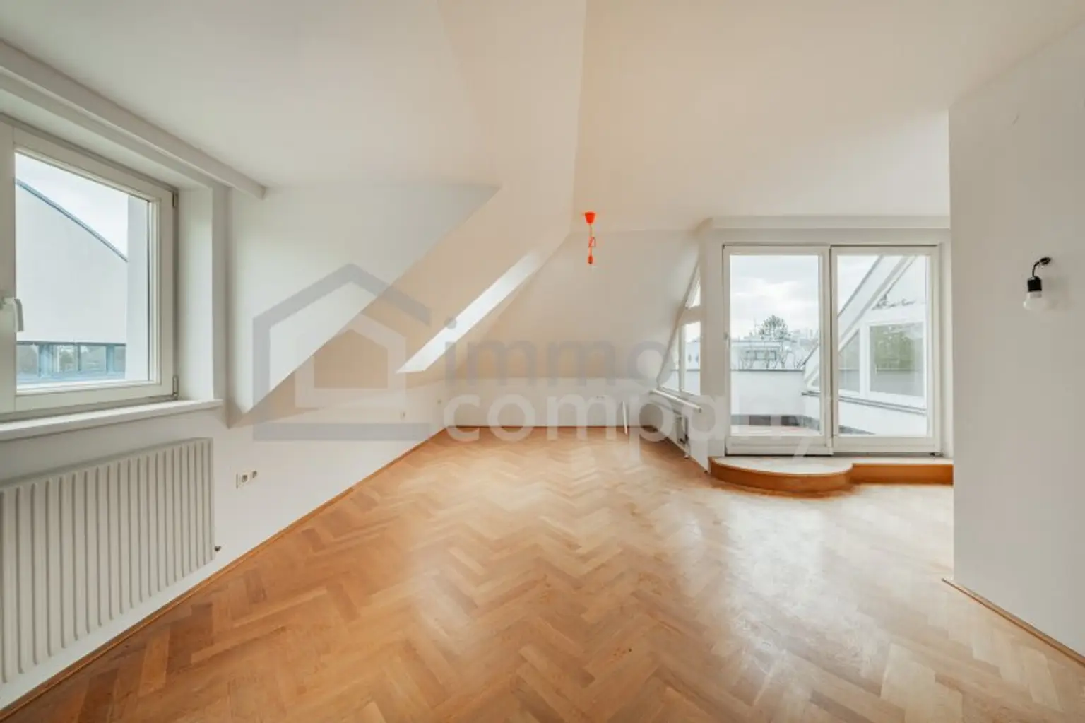 Potential - Altbaucharmante Familienvilla mit 9 Zimmern auf 3 Ebenen in Grinzinger Best Lage