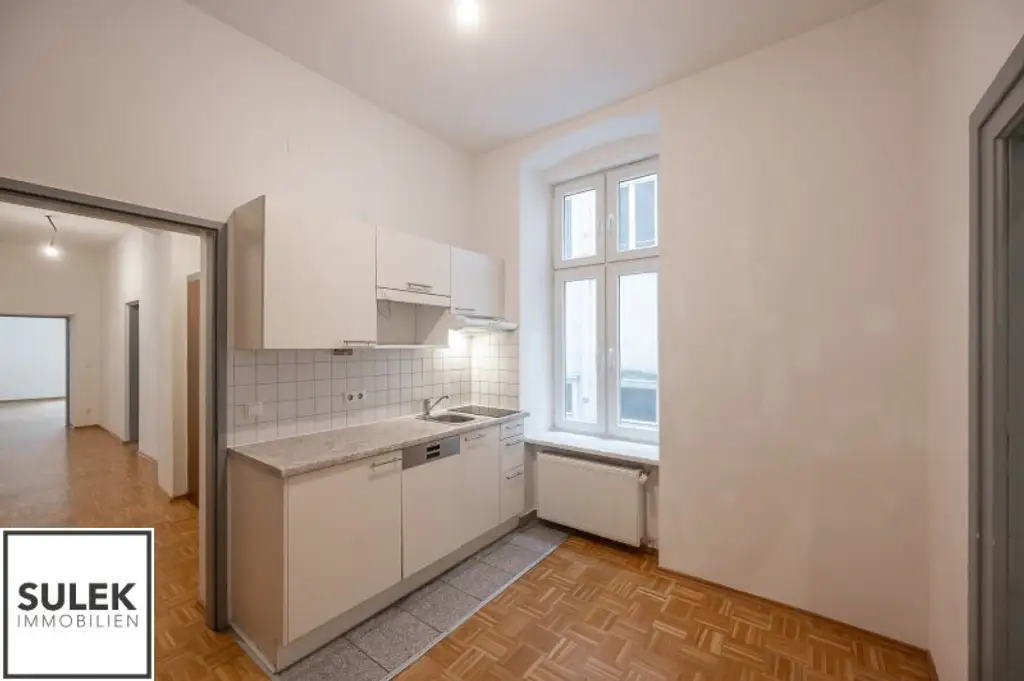 Wohnen direkt bei der Votivkirche: großzügige 2-Zi.-Wohnung (getrennt begehbare Zimmer + Küche)