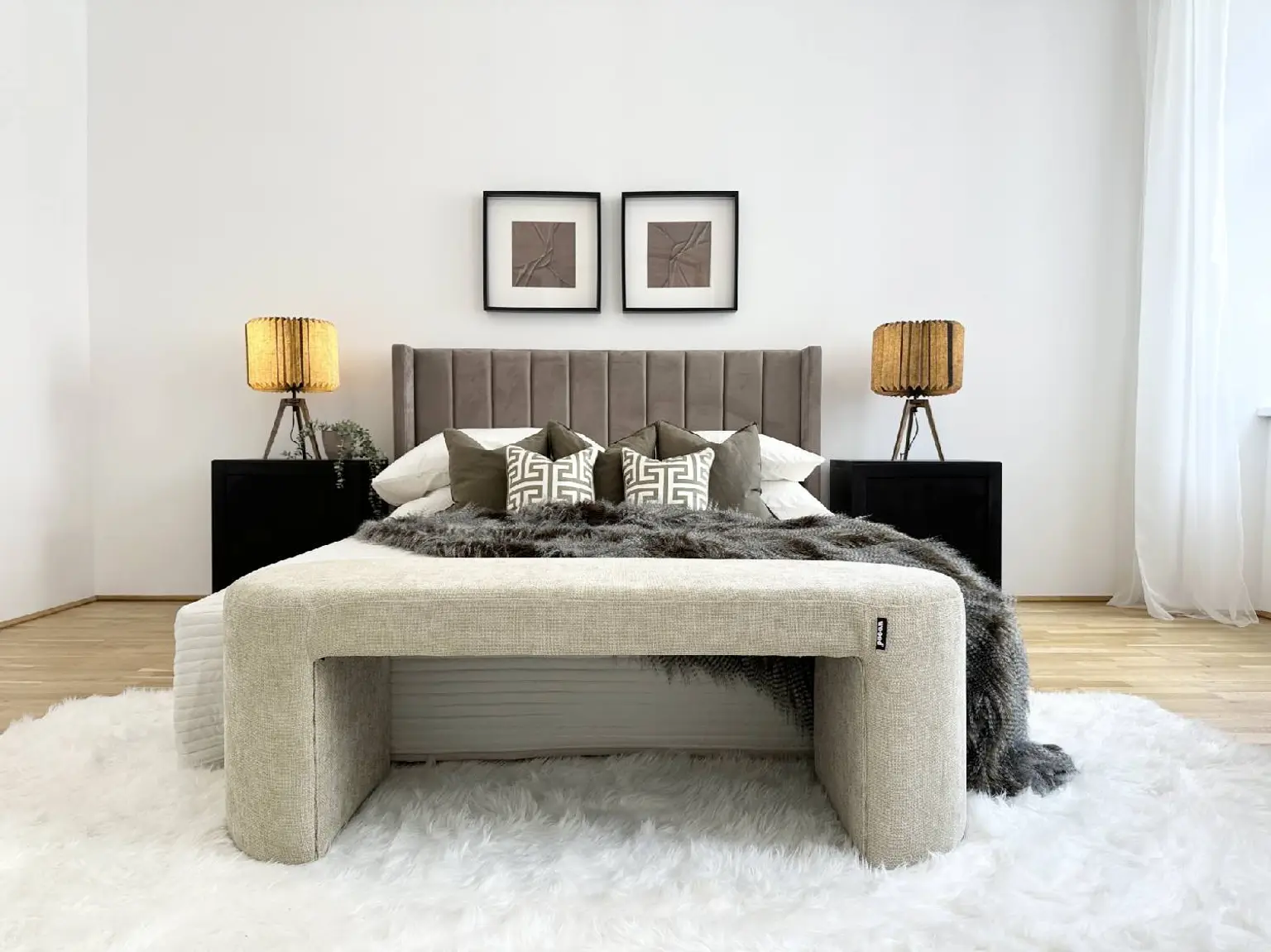 Schlafzimmer I IV