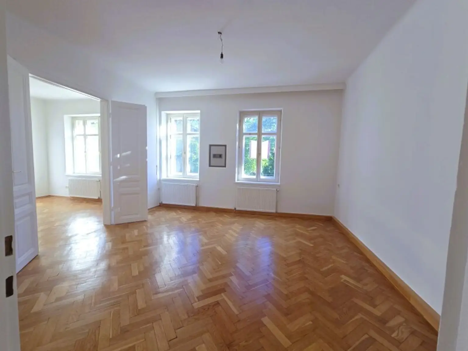 ++ Jugendstil-Juwel im Wiener Altbau 92 m² um nur € 379.000,- 3 Zimmer mit großer separaten Küche + NÄHE Baumgartner-Casino-Park UND NÄHE U4 HÜTTELDORF +