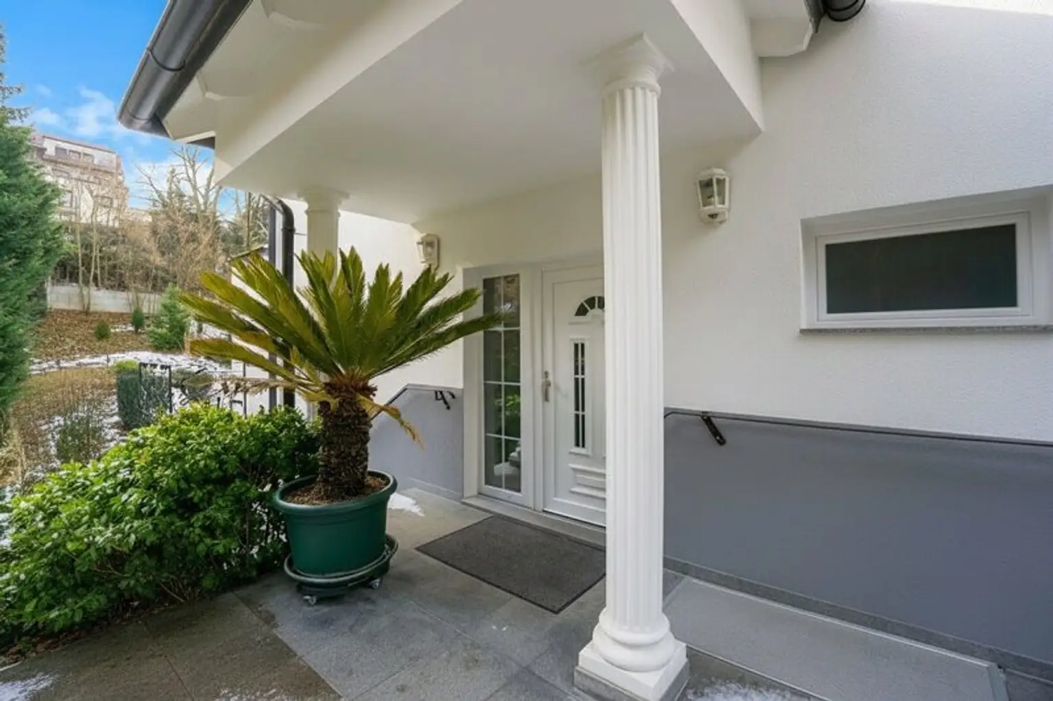 Eingang Mittelgeschoß