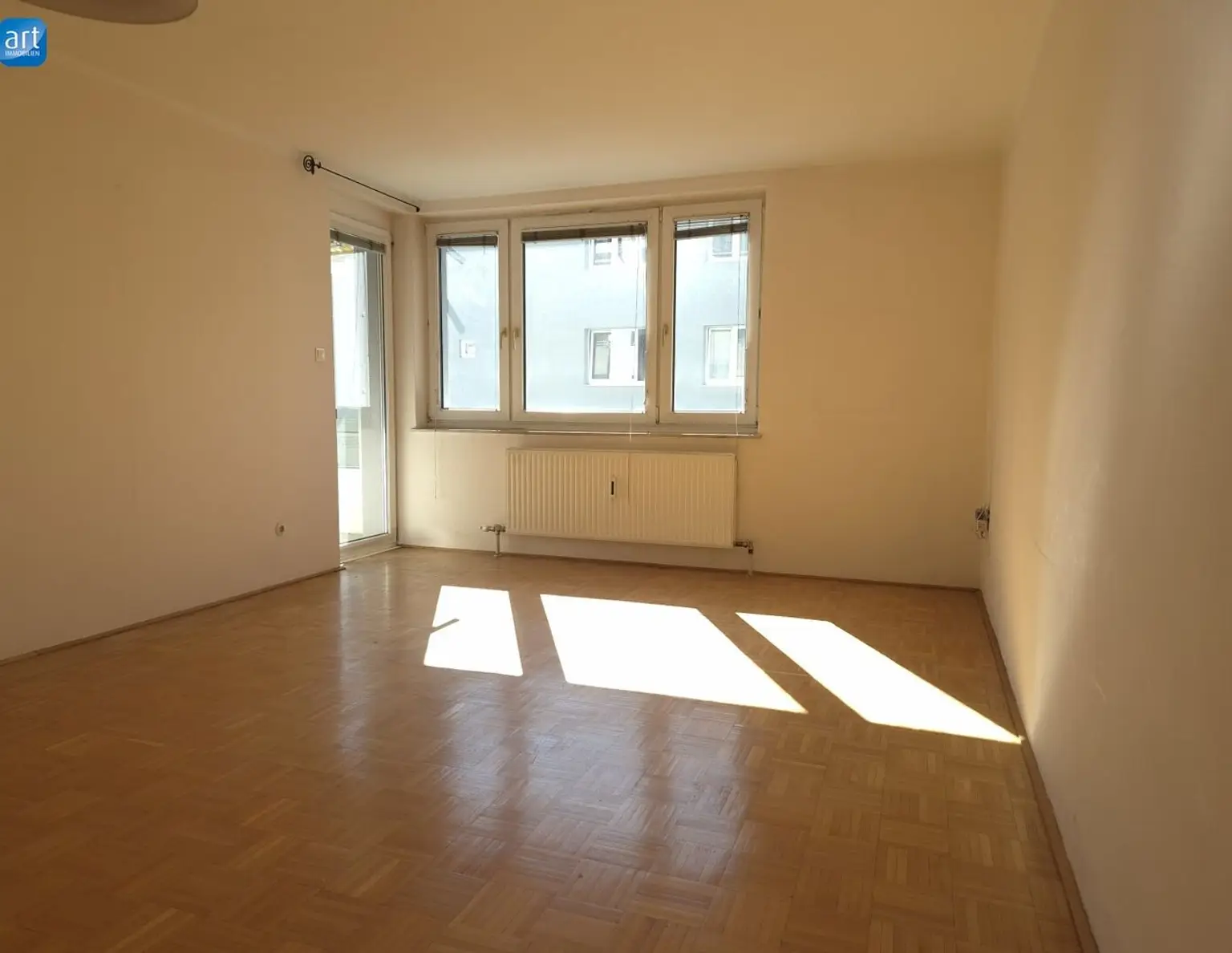 Preisreduktion!! TOPLAGE RIEDENBURG - GARAGE optional