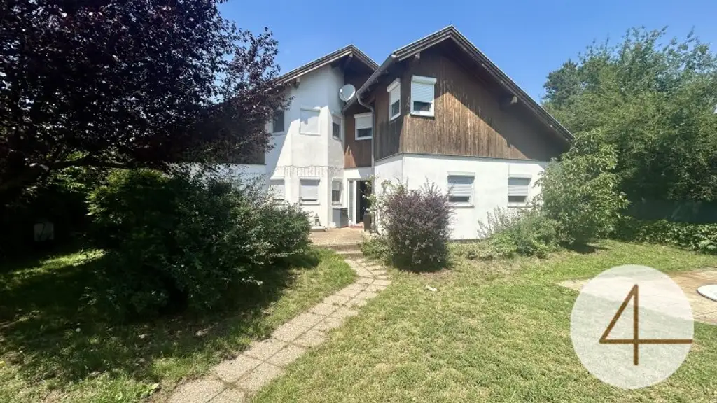 Charmantes Einfamilienhaus mit großem Grundstück in Top-Lage – Jetzt renovieren & wohlfühlen