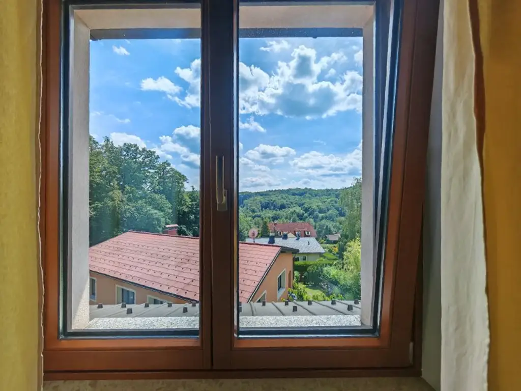 LIEBE AUF DEN ERSTEN BLICK