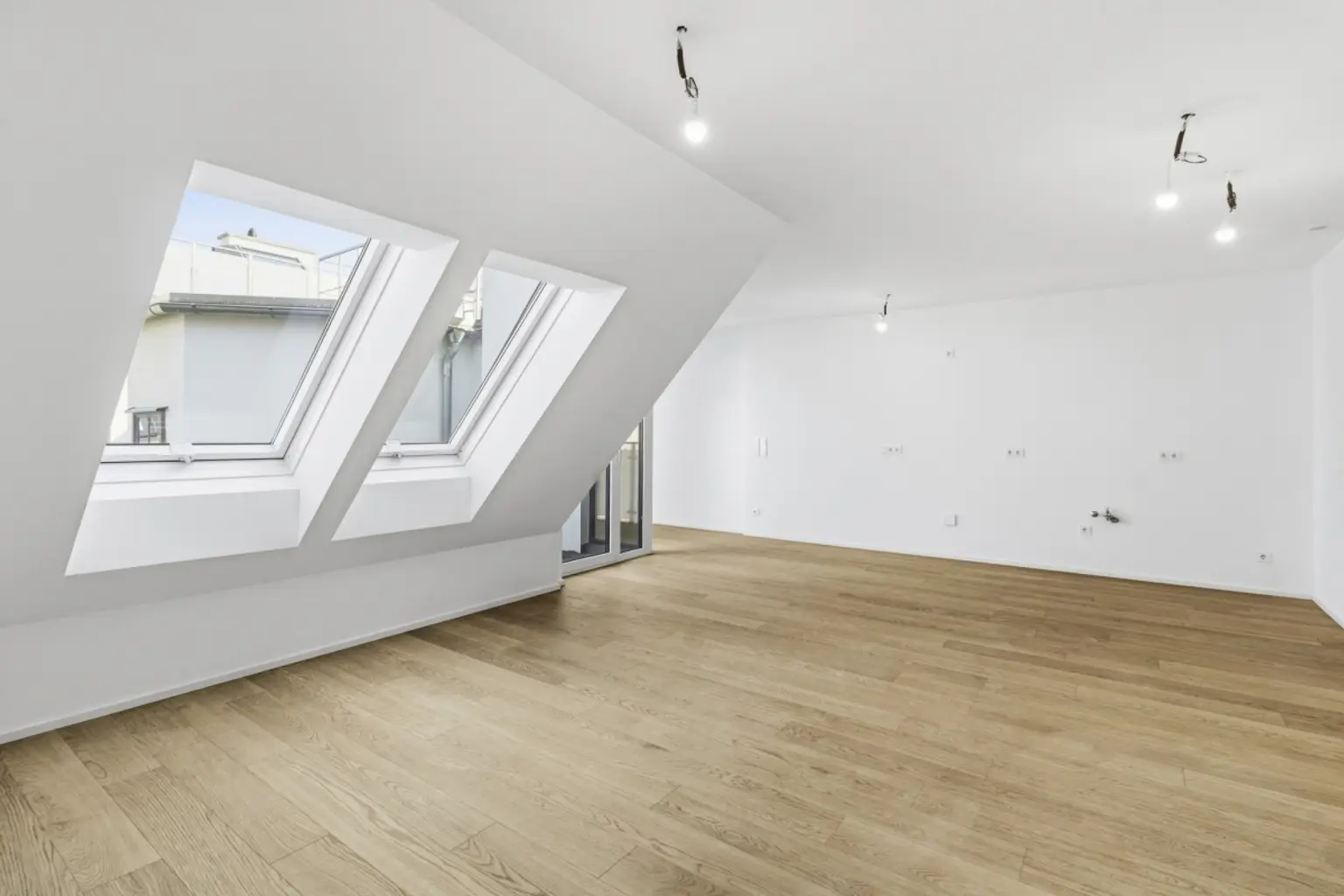 G | ++ EXKLUSIVES CITY-LOFT ++ DG-Wohnung mit Loggia und Balkon | Prima Service Immobilien