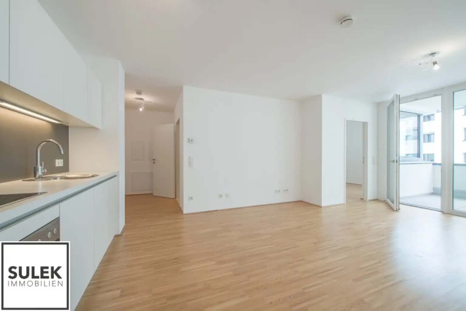 Gut aufgeteilte 2-Zimmer Neubauwohnung mit Loggia // nähe U4 & U6 // ab November verfügbar!
