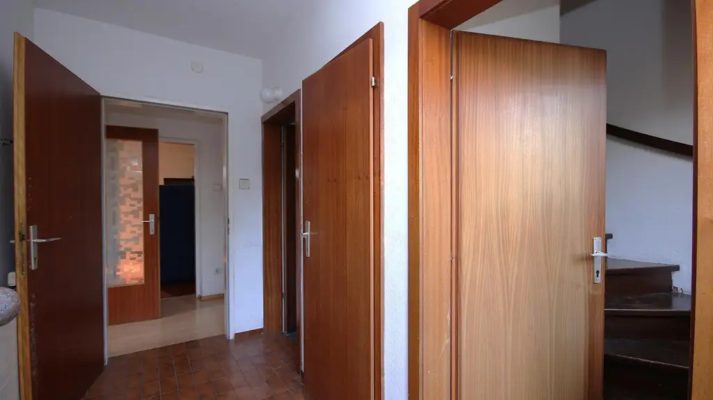 Villenviertel Frohnleiten – Sanierungsbedürftiges Einfamilienhaus in ruhiger Aussichtslage