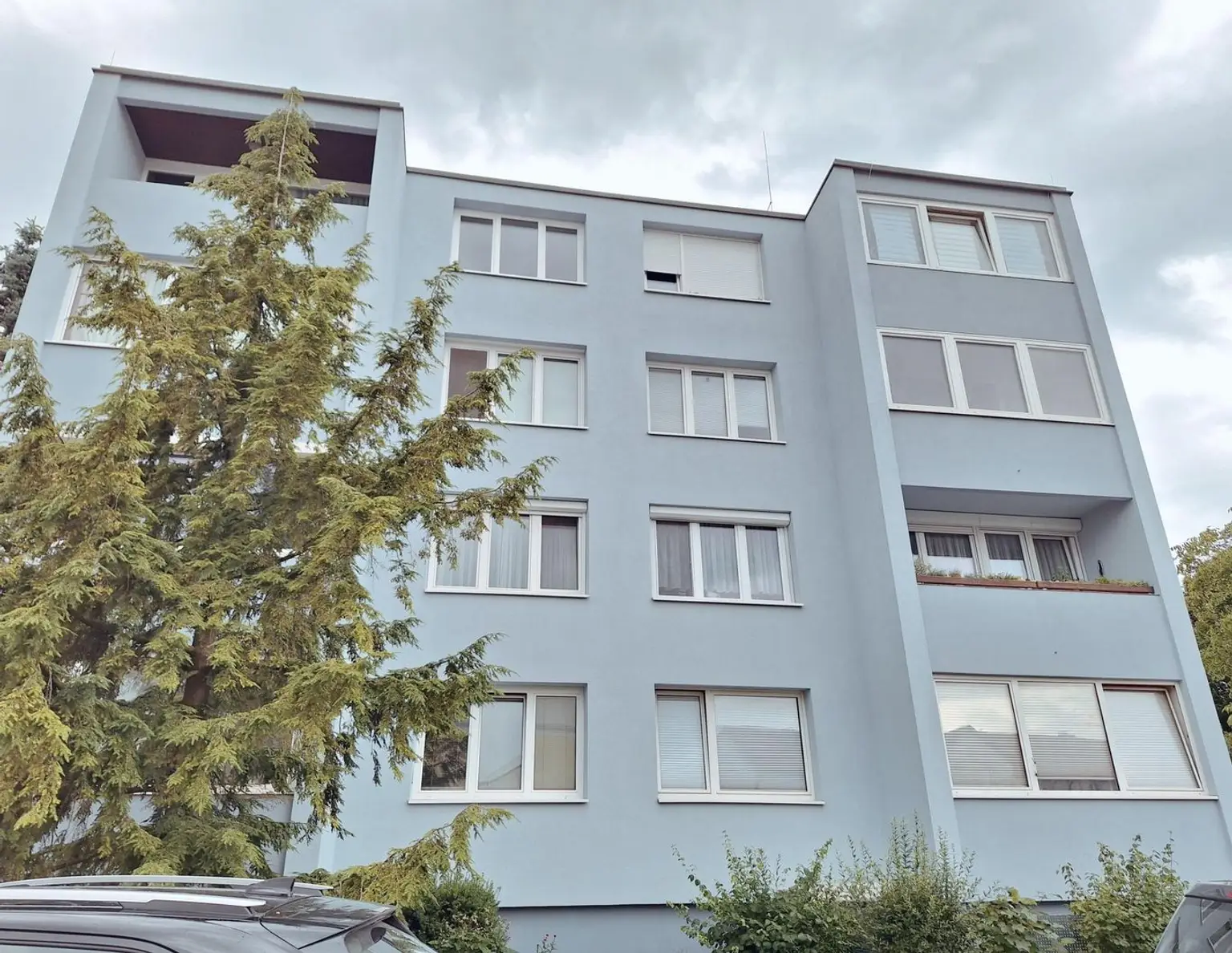 DREIZIMMER EIGENTUMSWOHNUNG INKL. LOGGIA