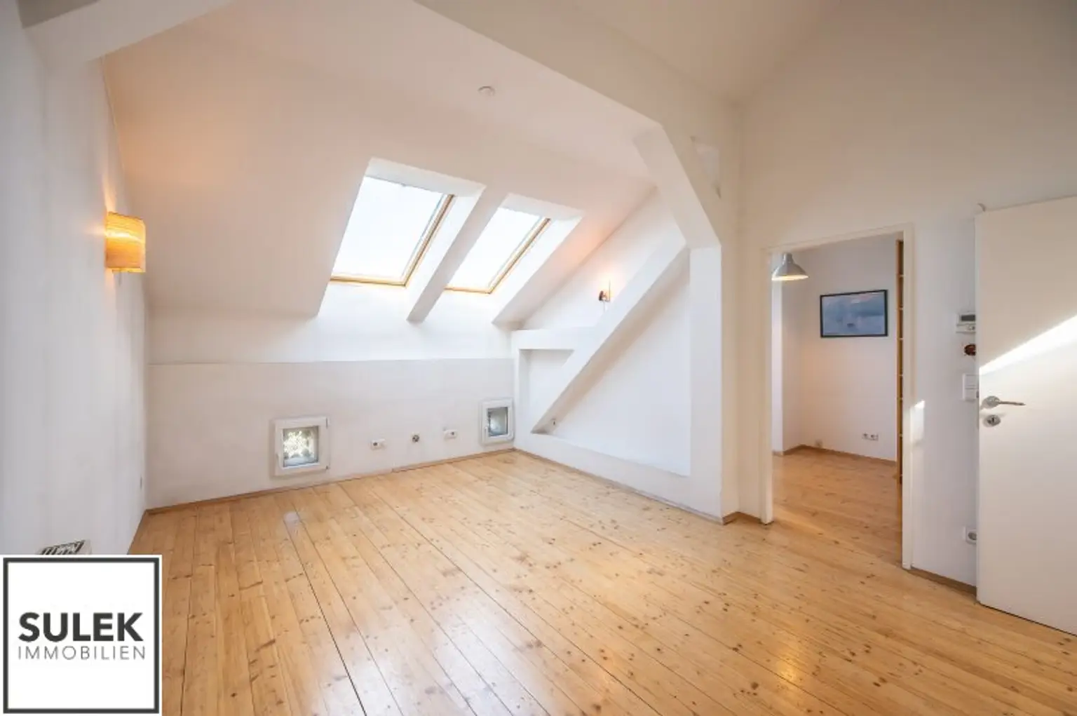 3 Zimmer-Dachgeschosswohnung mit Terrasse am Währinger Gürtel, nahe U6!