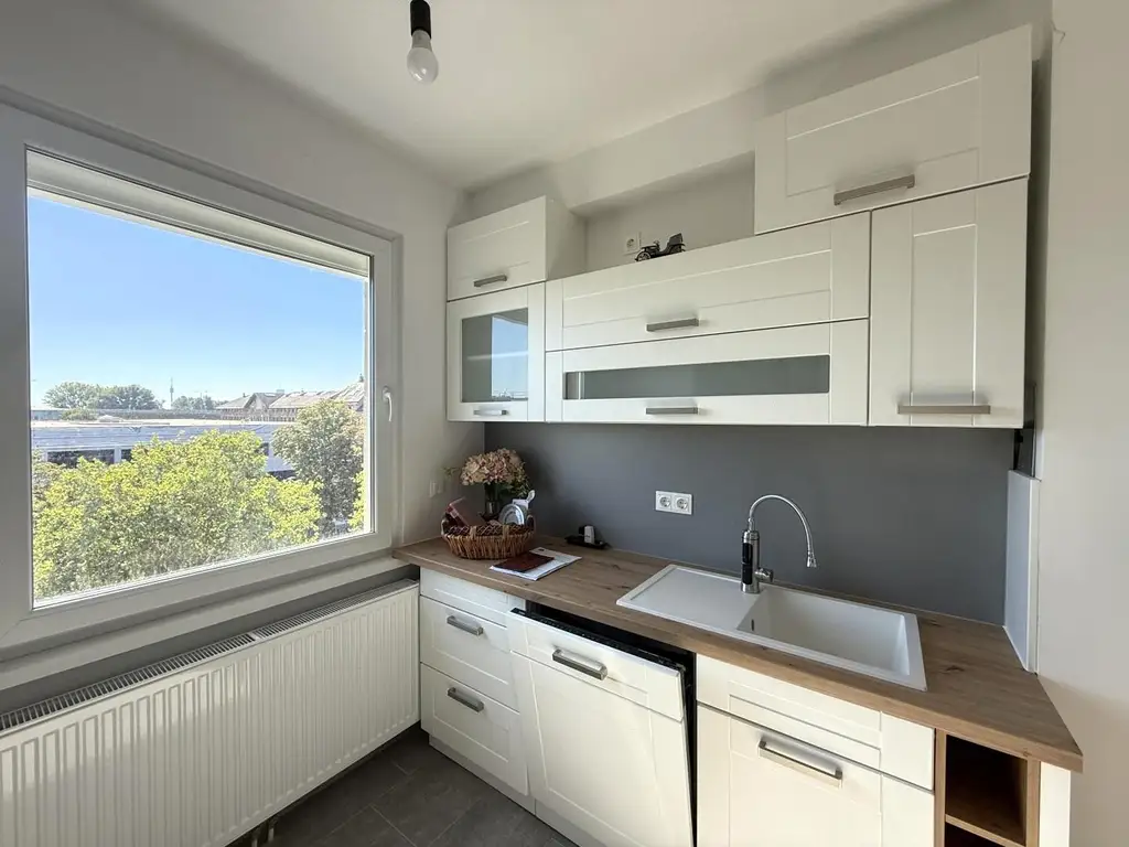 3-Zimmerwohnung im Erstbezug nach Generalsanierung // 3-room apartment, first occupancy after complete renovation //