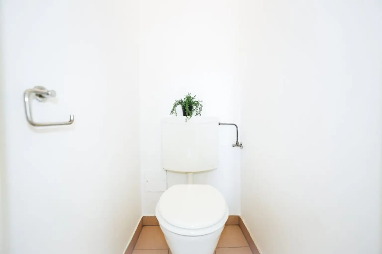 *BALKON* I HAUPTBAHNHOF I WG TAUGLICH I DUSCHE I HAUSTIERE WILLKOMMEN I AB SOFORT I 4. STOCK MIT LIFT I MODERN SANIERT I PROJEKT WOHNEN I