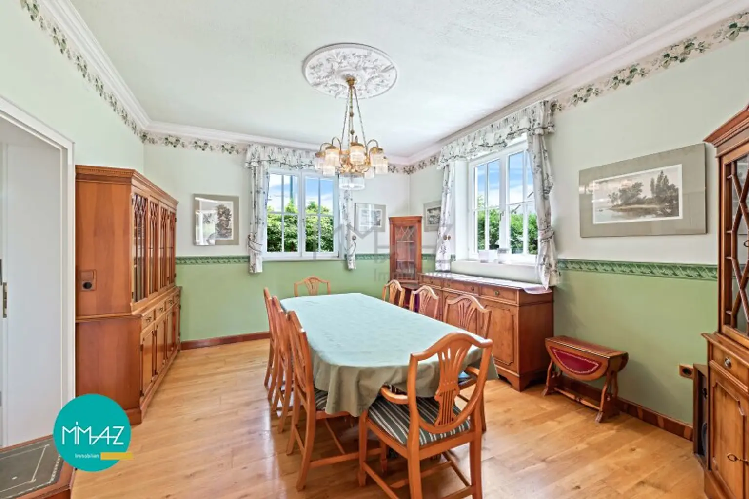 British Elegance in Vienna – A Home Like No Other! 5 rooms • 2 terraces • sauna • fitness room • garage! MOVE IN AND ENJOY!