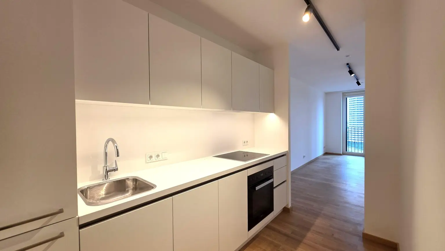 DC-FLATS: High-End-Apartment mit Mega-Ausblick!! ERSTBEZUG!!