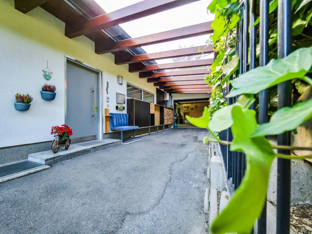 Fritzens: Doppelhaushälfte mit Terrasse, Freisitz & neuer PV-Anlage