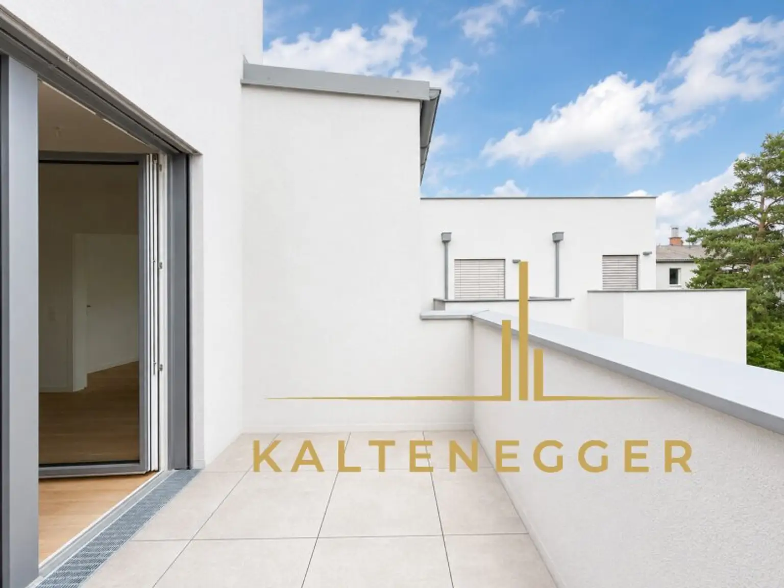 Großzügiger Balkon
