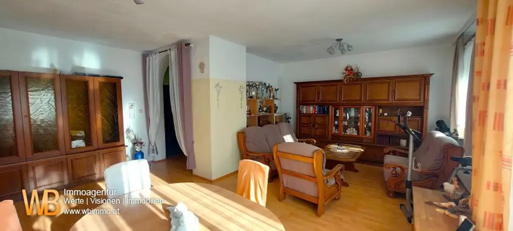 2 separate Wohneinheiten mit je 100m² Wohnfläche