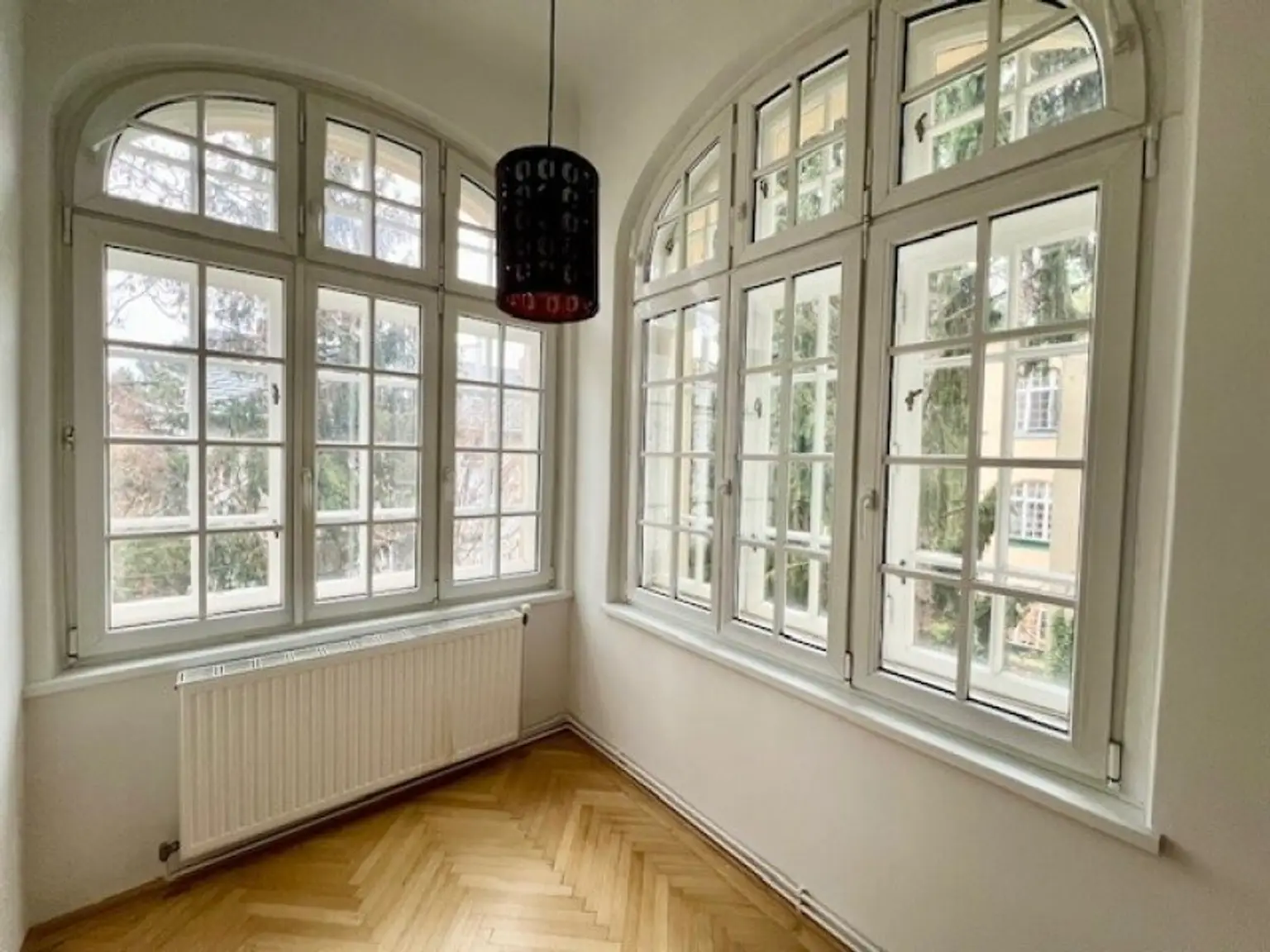 Charmante 147m2 Altbau-Maisonette in Gersthof – 4 Zimmer, Terrasse & idyllischer Allgemeingarten!