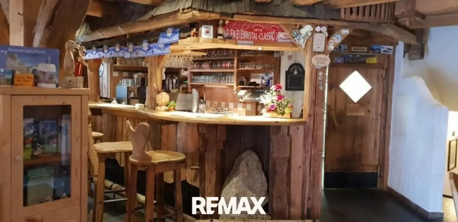 Bar im EG