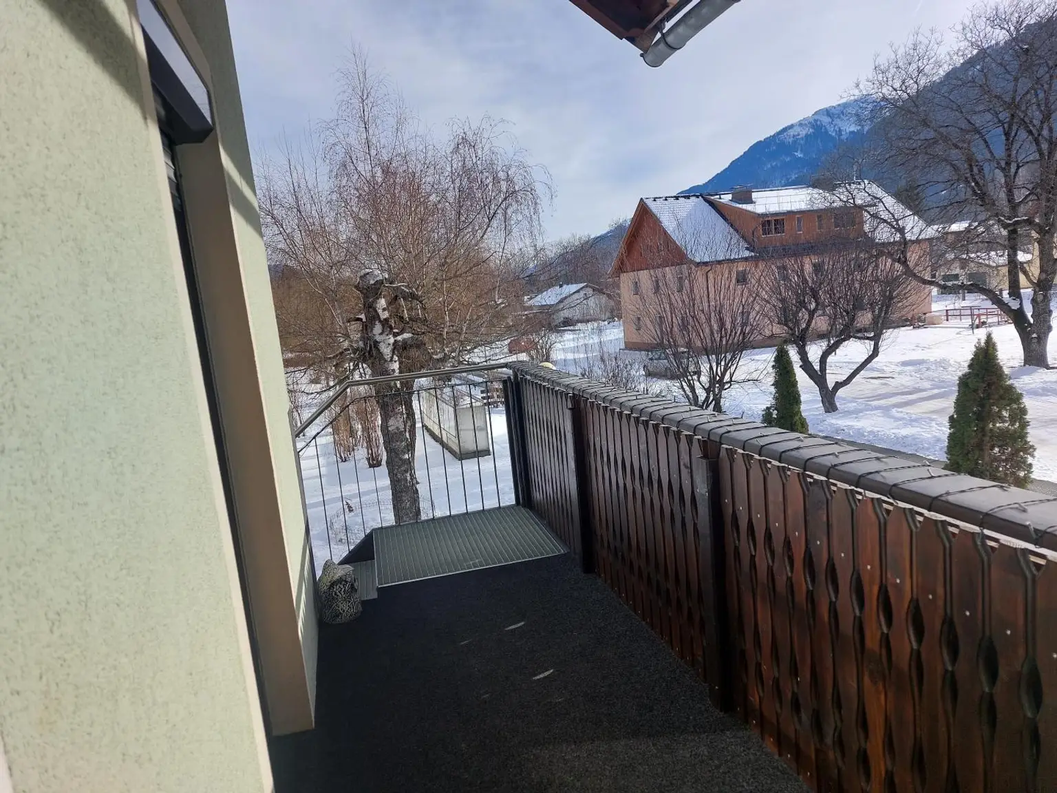 Zugang zum Apartment über die Außentreppe