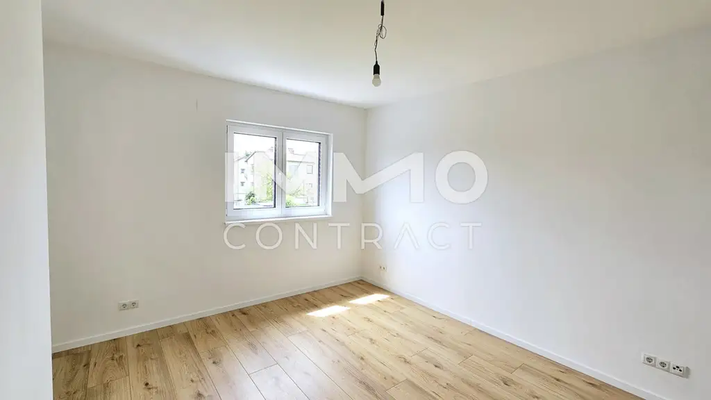 Erstbezug! Modern, hell, großzügig - Reihenhaus in familiärer Umgebung, PV-Anlage und Parkplatz
