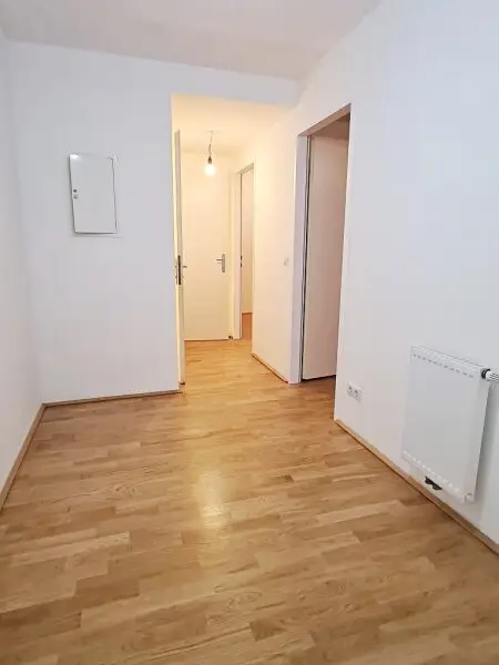 LORYSTRASSE, U3-Nähe, 61 m2 Neubau mit 80 m2 Terrasse, Wohnküche, 1 Zimmer, Duschbad, Parketten, 1. Liftstock