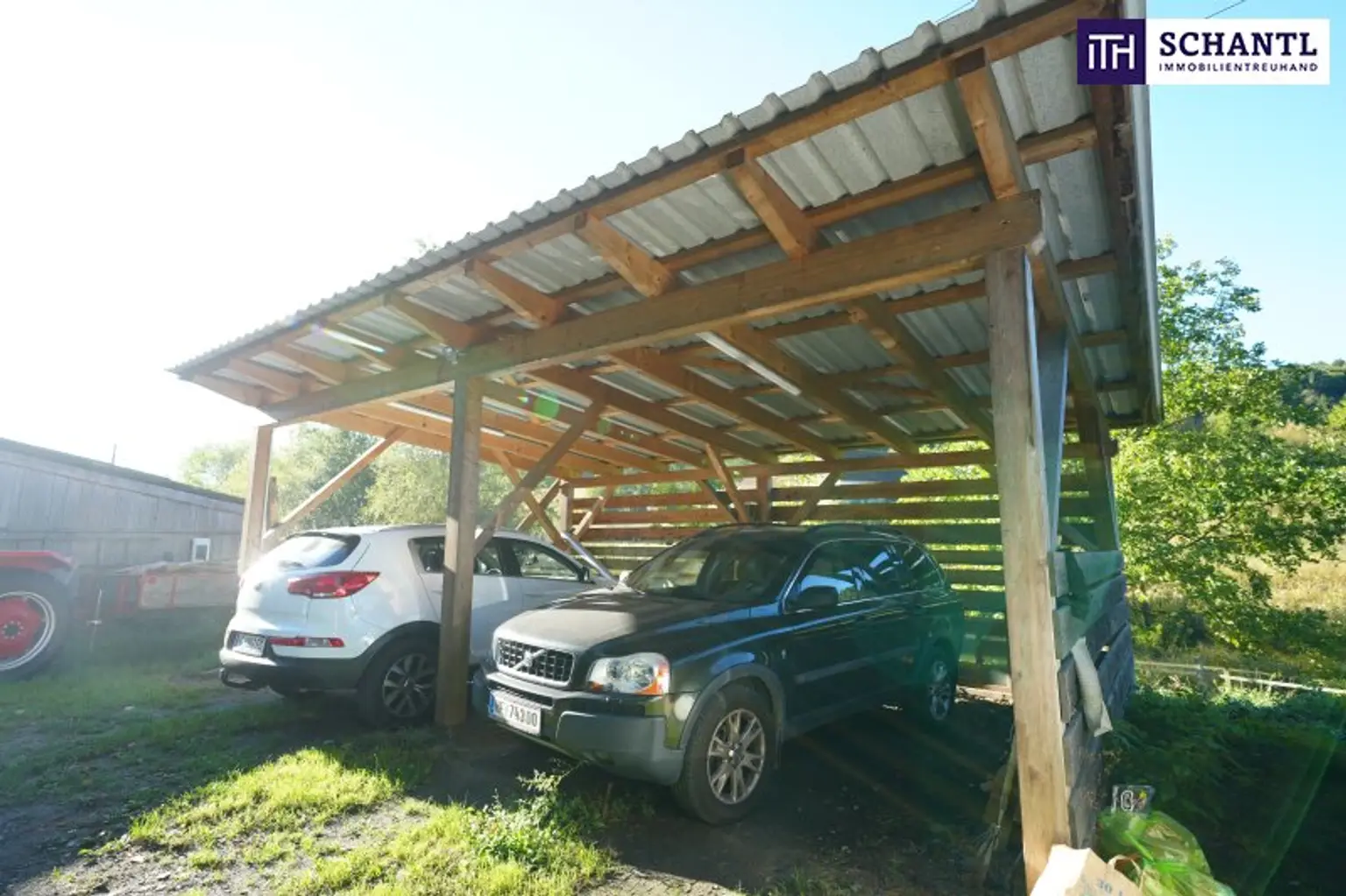 SENSATIONELLES JUWEL! Exklusiver Vierkanthof im Thermenland Steiermark – Wohnen, Reiten & Leben mit Pool und Natur!