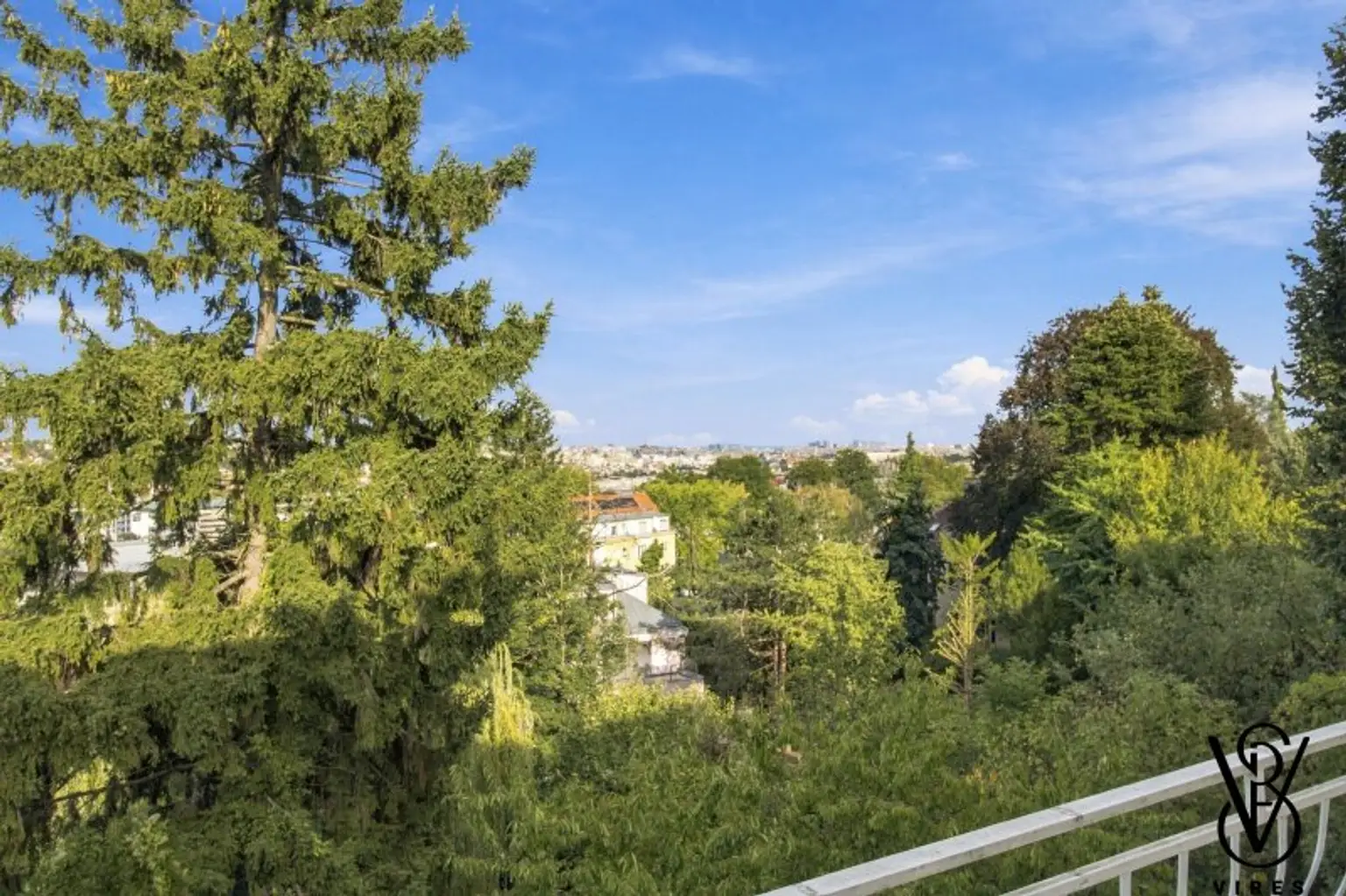 Obergeschoss: Weitblick vom Balkon
