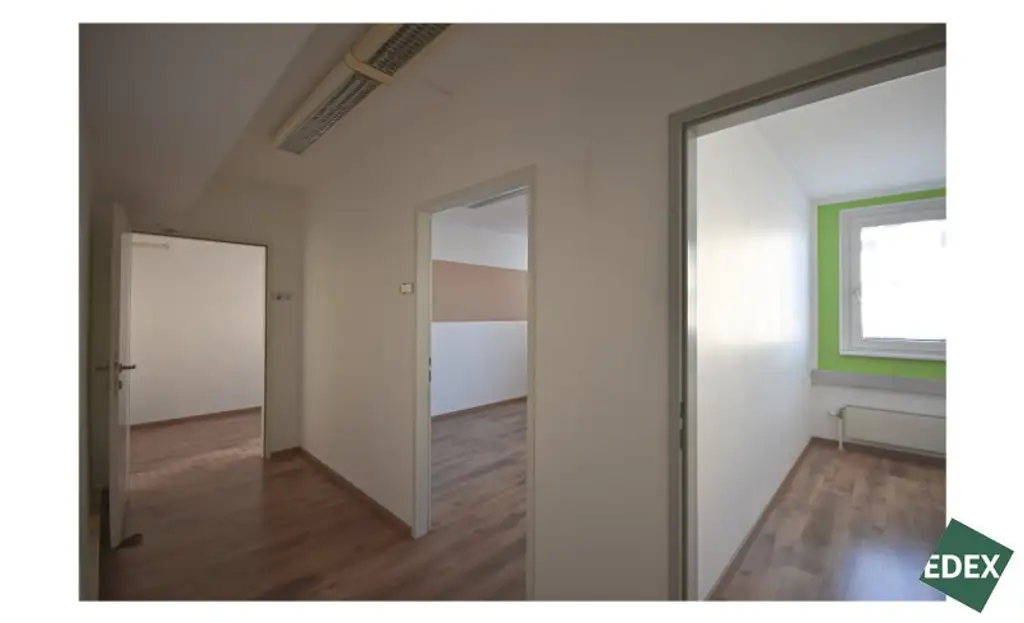 Großflächige Ordination mit guter Anbindung