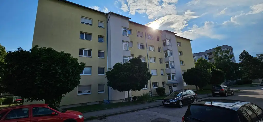 3-Zimmer Wohnung mit Balkon in Enns