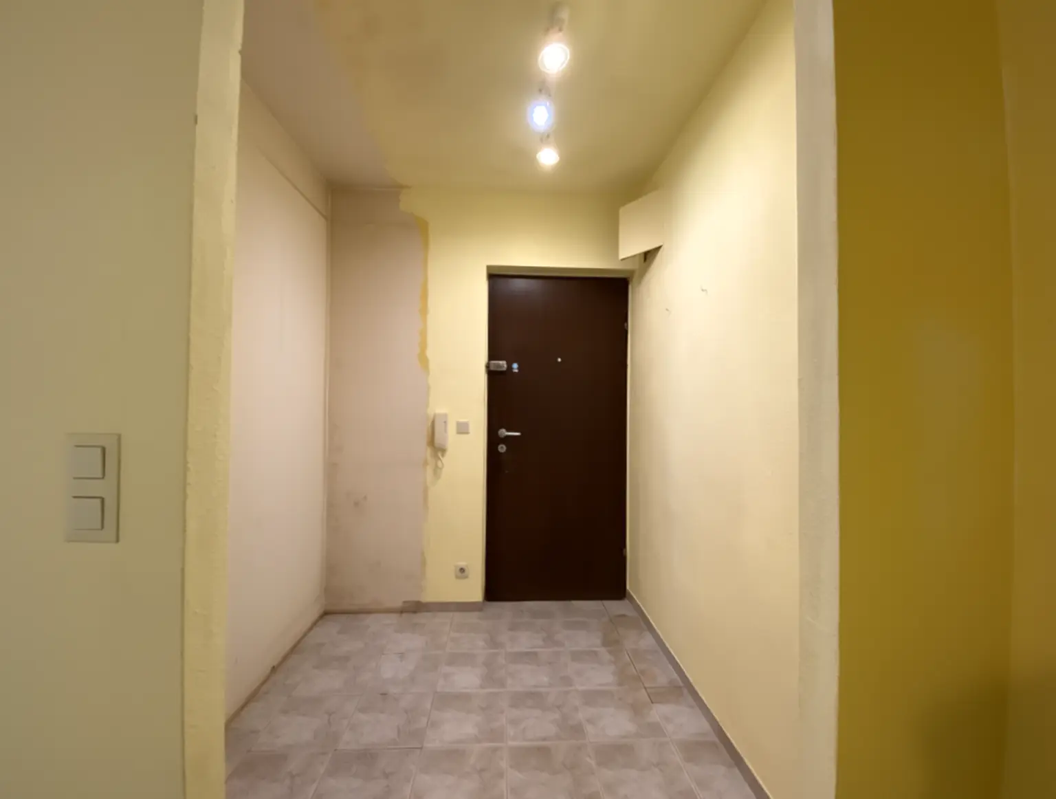 Loggia-Familien-Wohnung nahe U6 und Brunnenmarkt