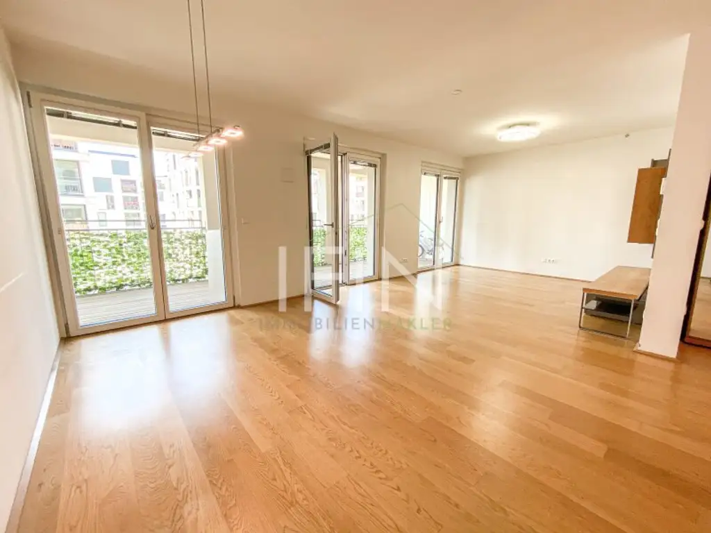 Helle Wohnung mit großer Freifläche und Parkblick im 2. Bezirk!