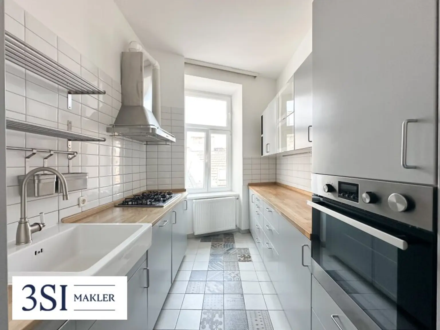 Elegante 4-Zimmer-Altbauwohnung mit Weitblick - in Top-Lage des 4. Bezirks beim Wiener Hauptbahnhof