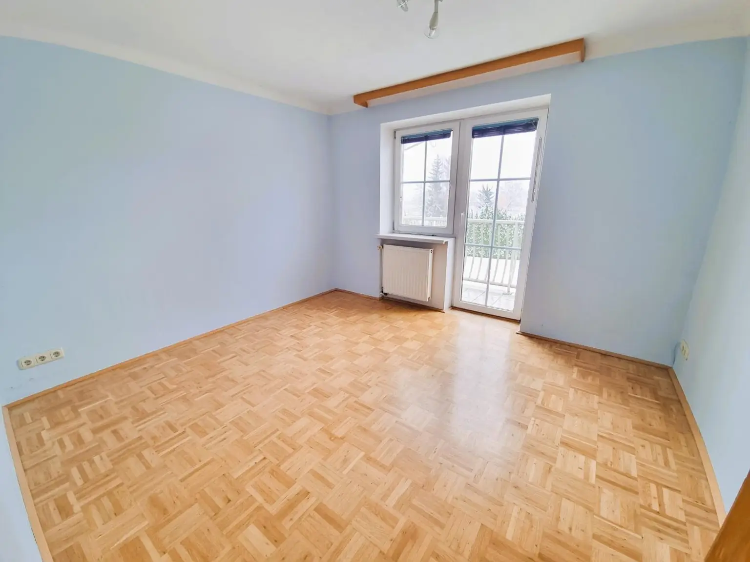 Helle 3-Zimmer-Wohnung im Zweiparteienhaus mit Garten