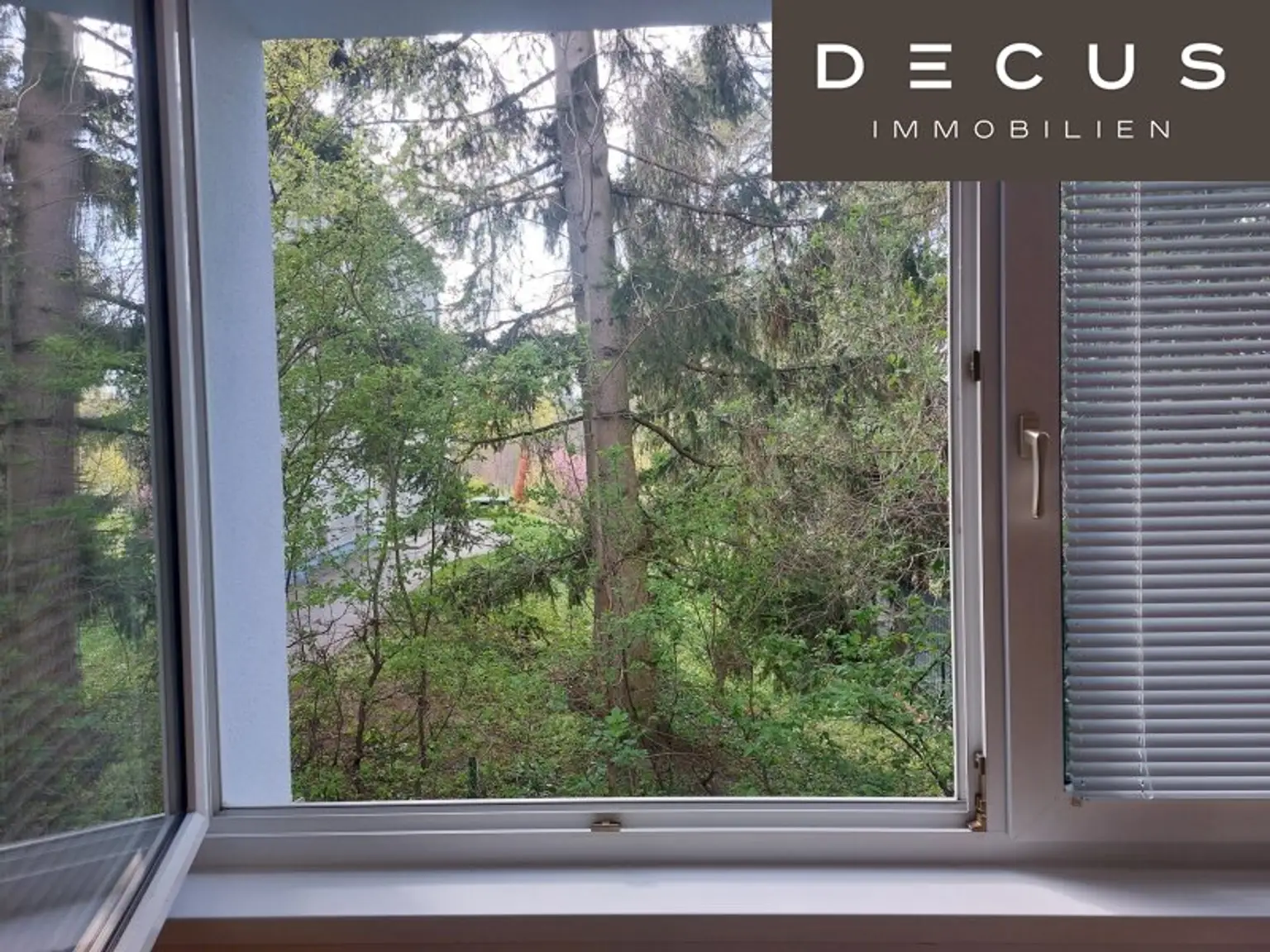 | TRAUMWOHNUNG MIT FLAIR FÜR GEHOBENE ANSPRÜCHE |  4-ZIMMER | HERRLICHER GRÜNRUHELAGE | STELLPLATZ| SOFORTBEZUG