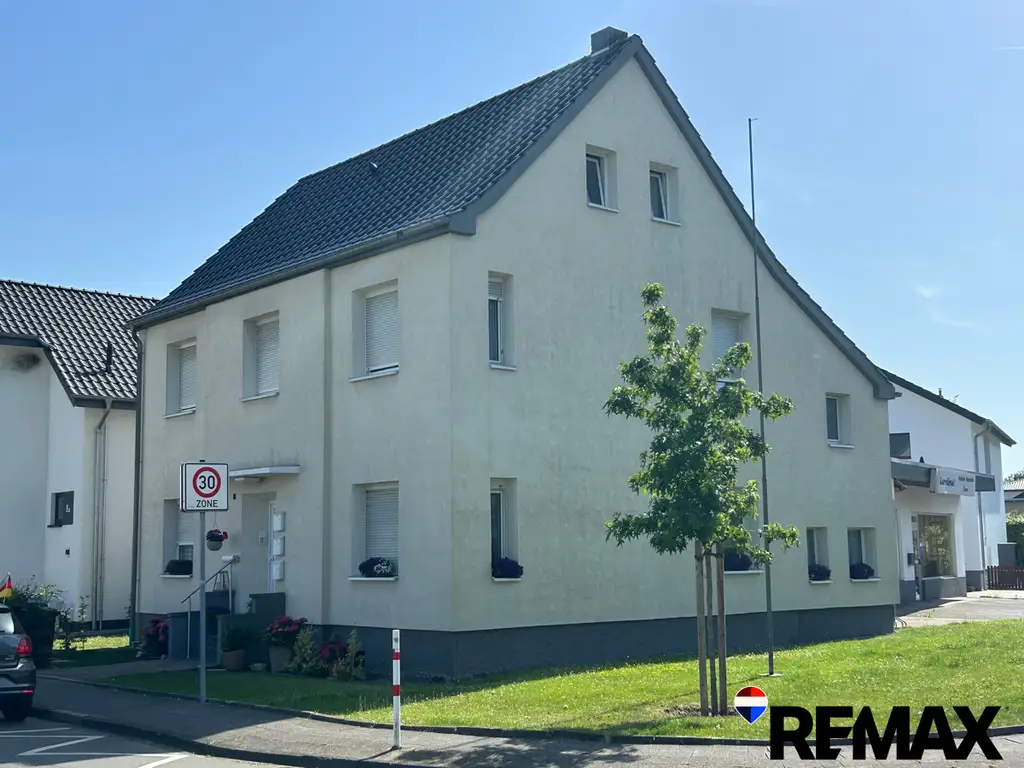 Solides Dreifamilienhaus in gefragter Lage von Elsen!